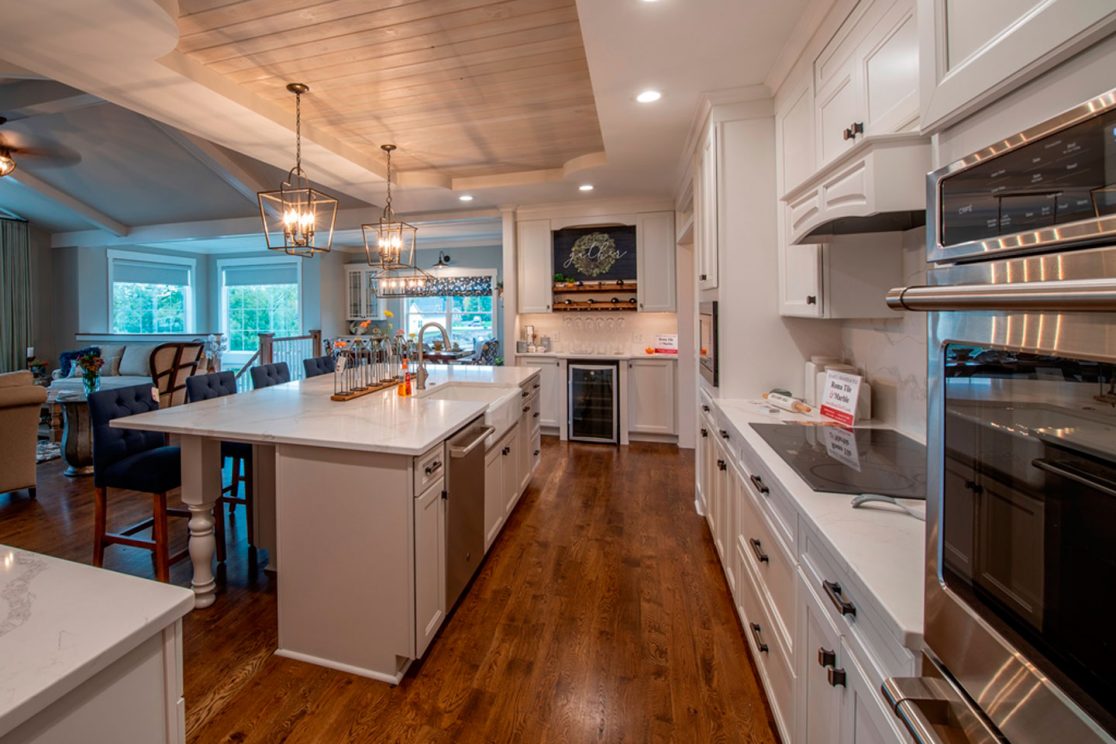 Smolen-Homes-Parade-kitchen