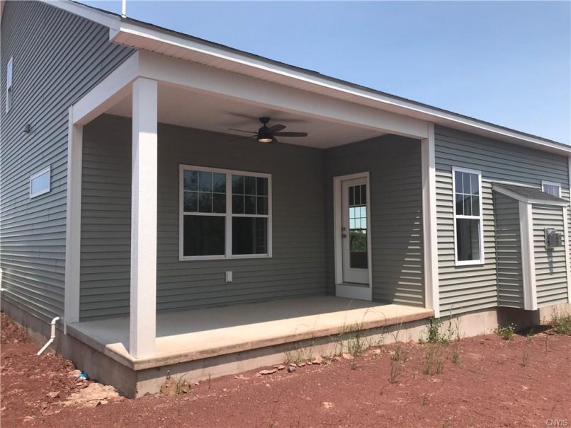 Nicklaus covered porch