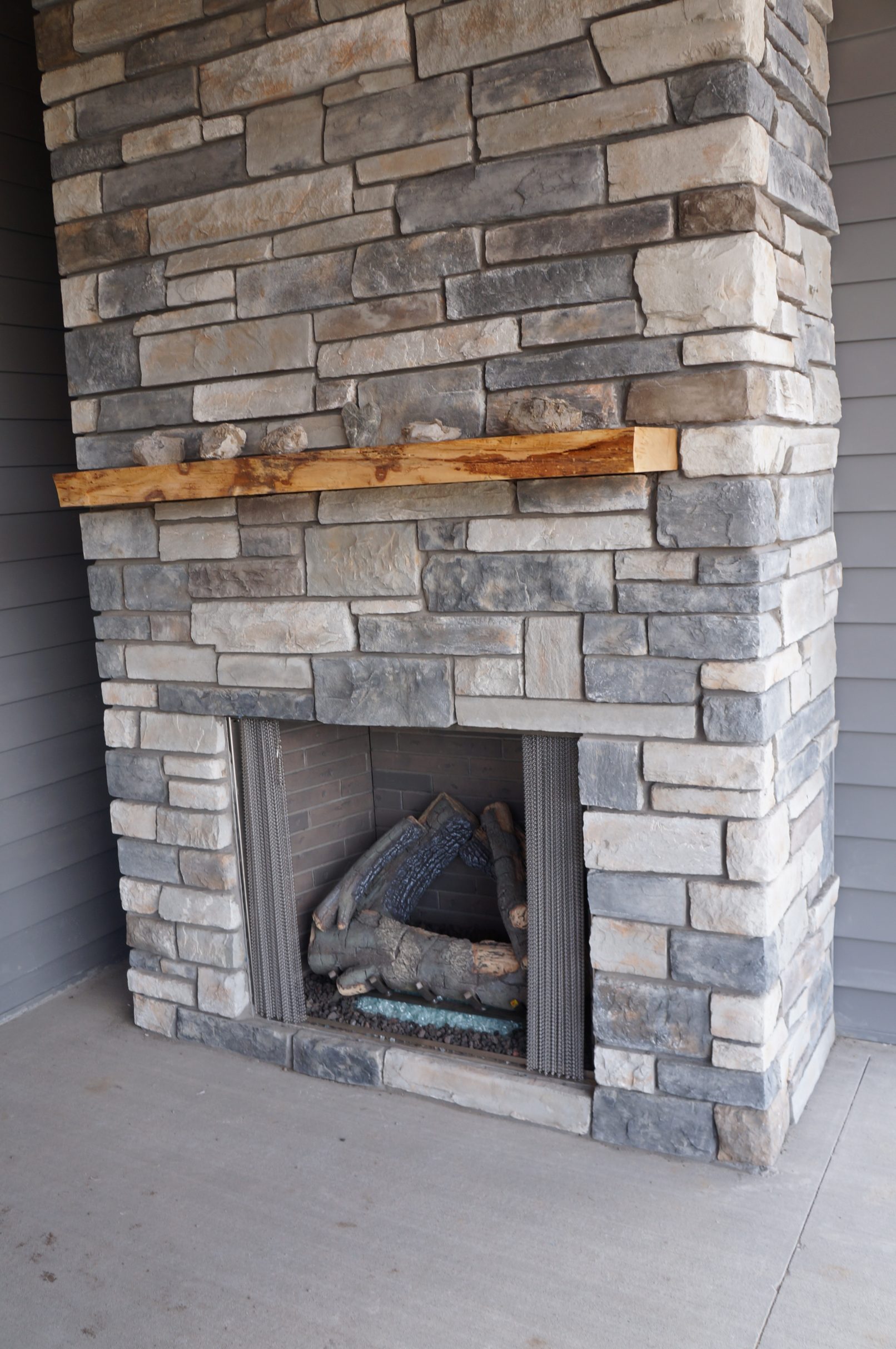 Covered Back Deck and Fireplace