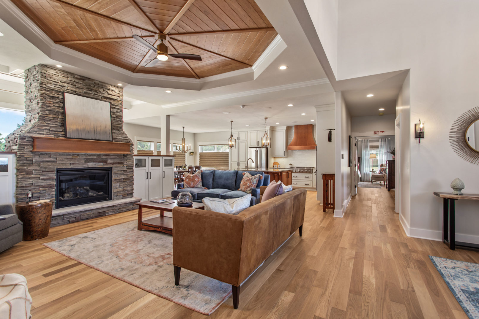 Parade2021Smolen Great Room