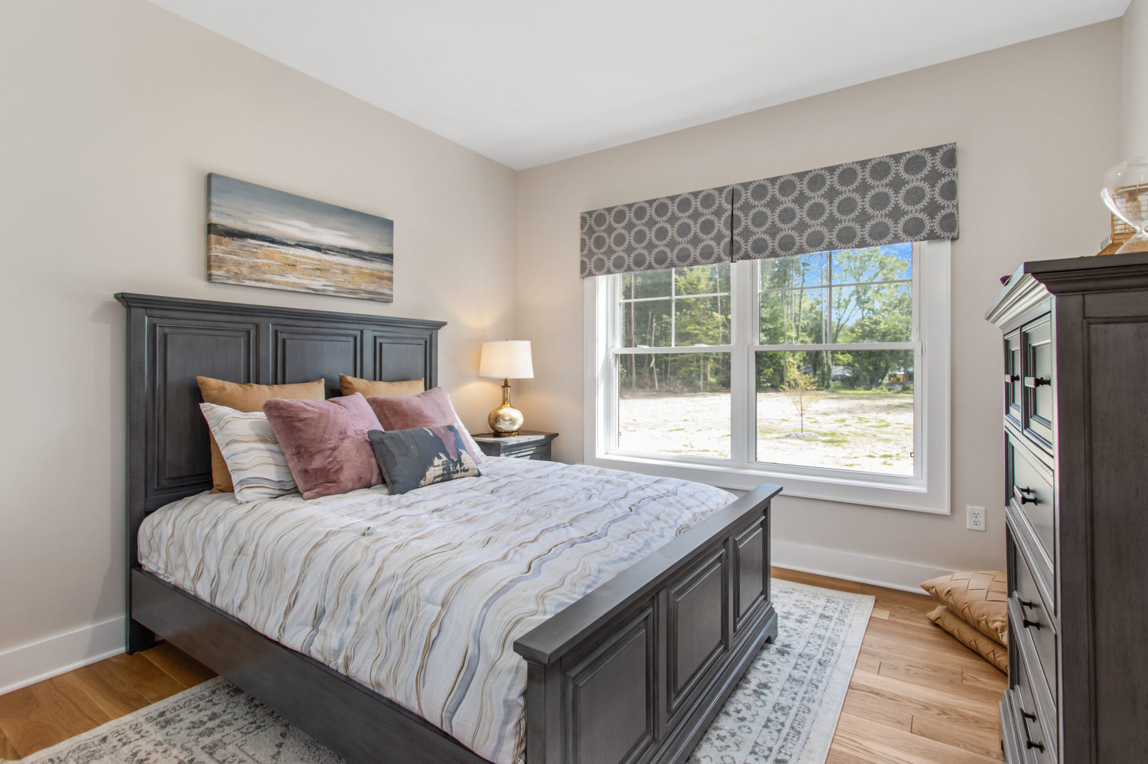 Parade2021Smolen Guest Room